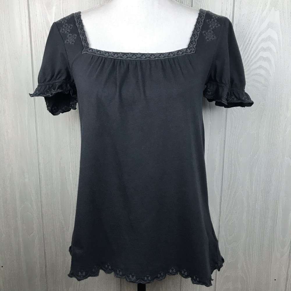 Anthropologie Deletta gray embroidered ruffle short sleeve top